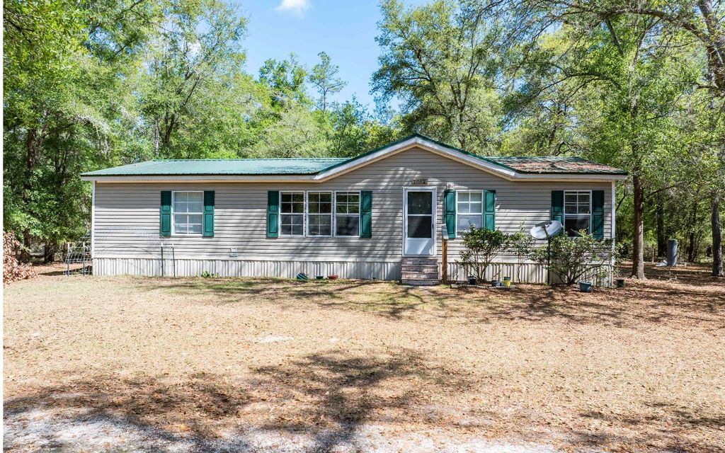 Photo of 2060 NE 100th St Rd (&amp;2062), Branford, FL 32008 (MLS # 131198)