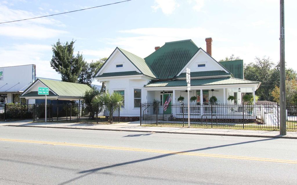 Photo of 204 E Hatley Street, Jasper, FL 32052 (MLS # 117759)