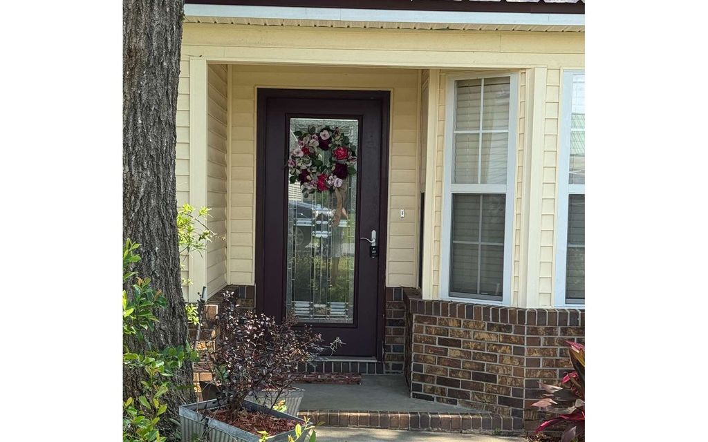 Photo of 741 SE Rosewood Circle, Lake City, FL 32025 (MLS # 124758)