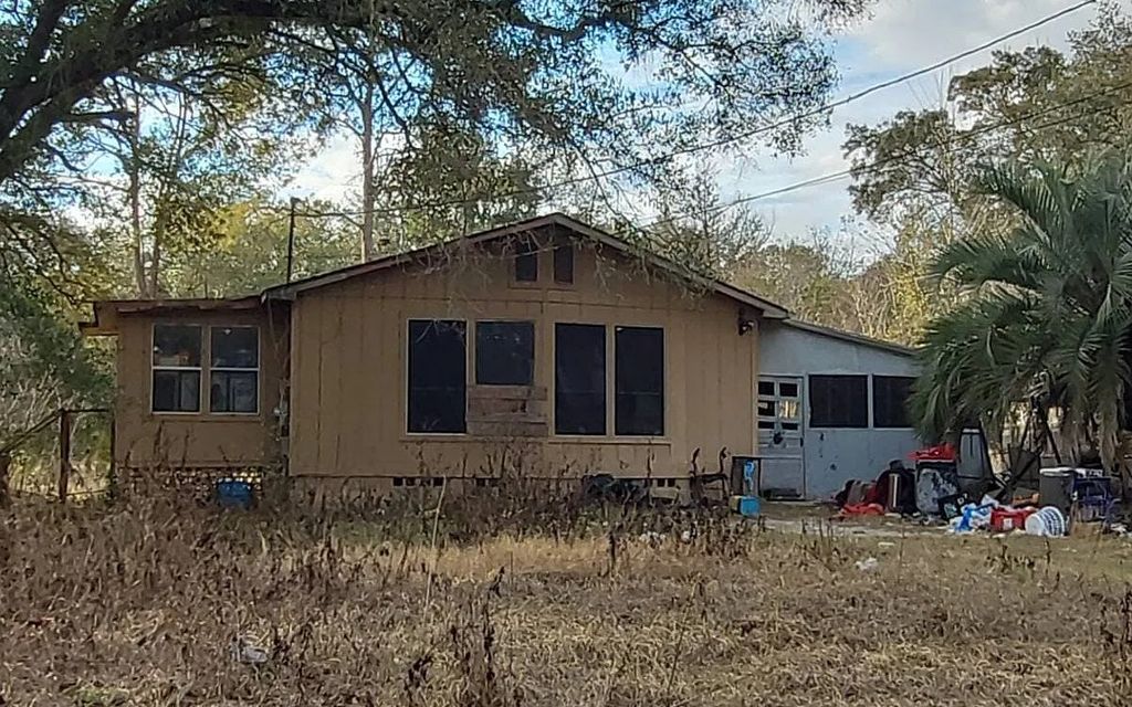 Photo of 1968 SE 161st Ter, Other, FL 32179 (MLS # 130264)