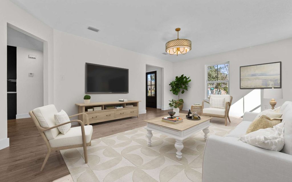 Photo of 378 NW Clubview Circle, Lake City, FL 32055 (MLS # 125794)