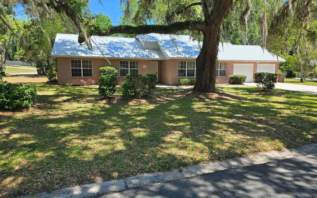 Photo of 473 SE Evergreen Dr, Lake City, FL 32025 (MLS # 127067)