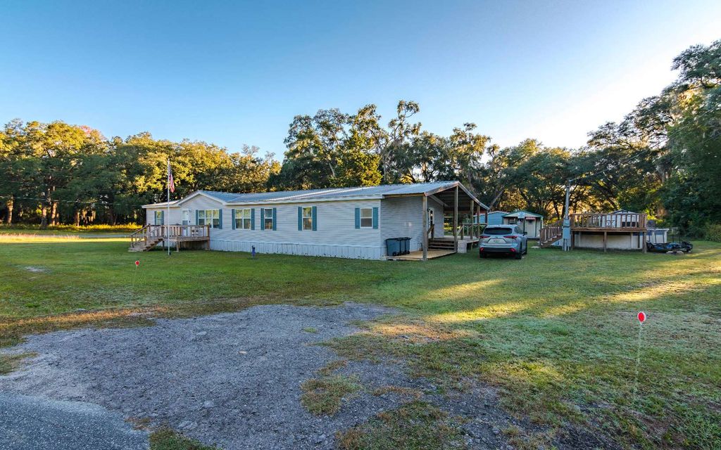 Photo of 464 SW Precision Loop, Lake City, FL 32025 (MLS # 129129)