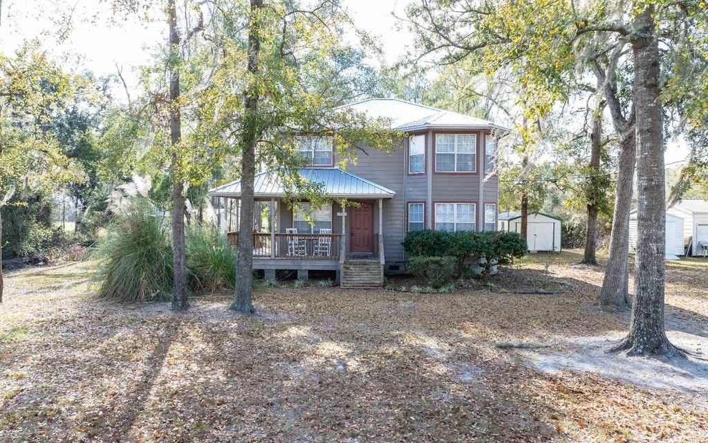 Photo of 14718 County Road 132, Live Oak, FL 32060 (MLS # 129723)