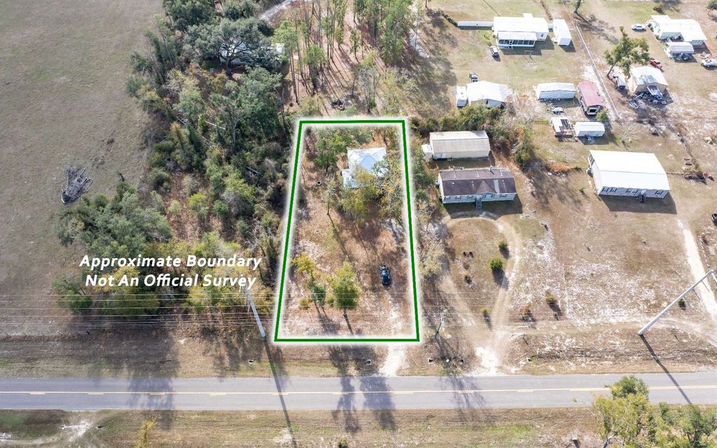 Photo of 14718 County Road 132, Live Oak, FL 32060 (MLS # 129723)