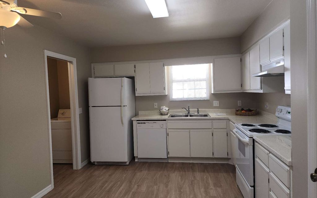 Photo of 362 SE Rosewood Circle, Lake City, FL 32025 (MLS # 130106)