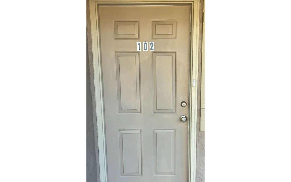 Photo of 3863 NW Archer St Apt 102 St, Lake City, FL 32055 (MLS # 129827)