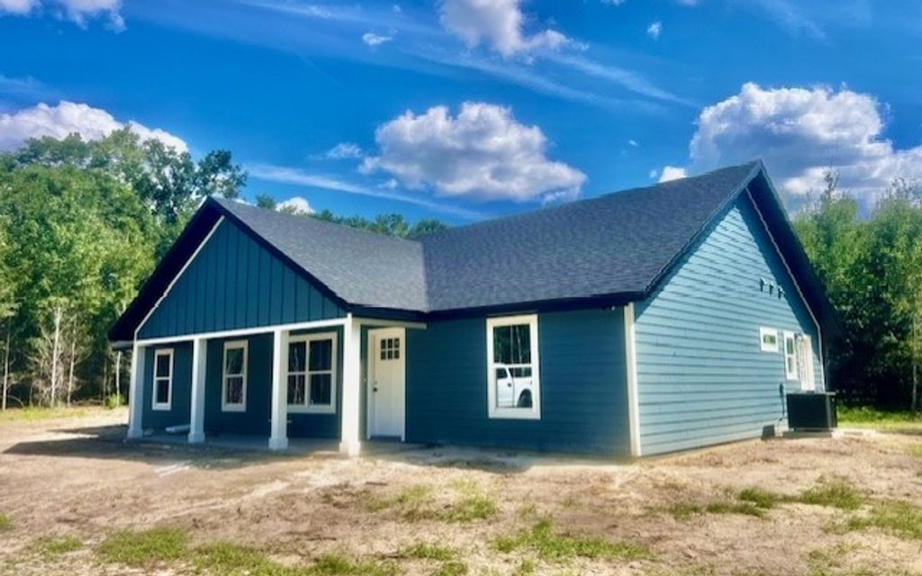 Photo of 4899 NW 36th St, Bell, FL 32619 (MLS # 128206)