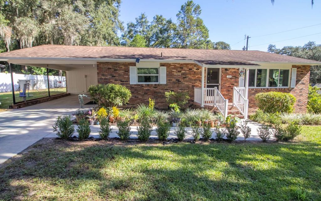 Photo of 150 SW Fairway Drive, Other, FL 32656 (MLS # 128898)