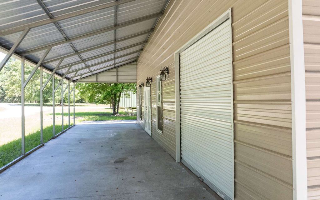 Photo of 4874 NW Poe Trail, Jasper, FL 32052 (MLS # 127153)