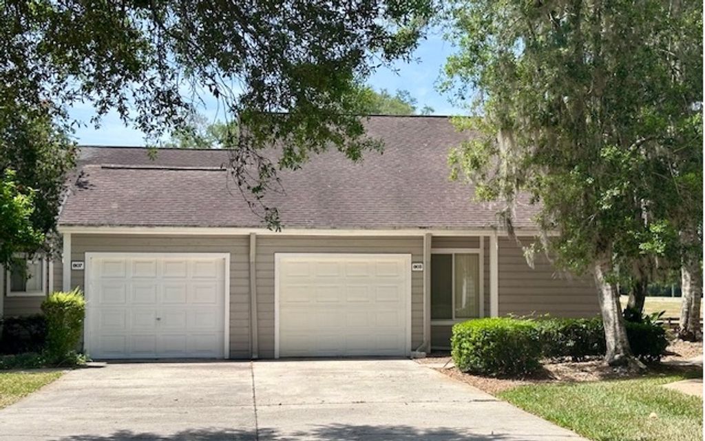 Photo of 803 NE 125th Dr, Newberry, FL 32669 (MLS # 131127)