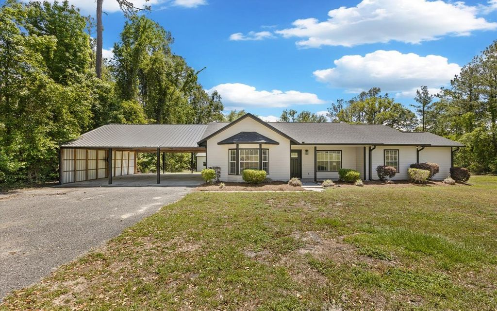Photo of 10164 70th Street, Live Oak, FL 32060 (MLS # 131027)