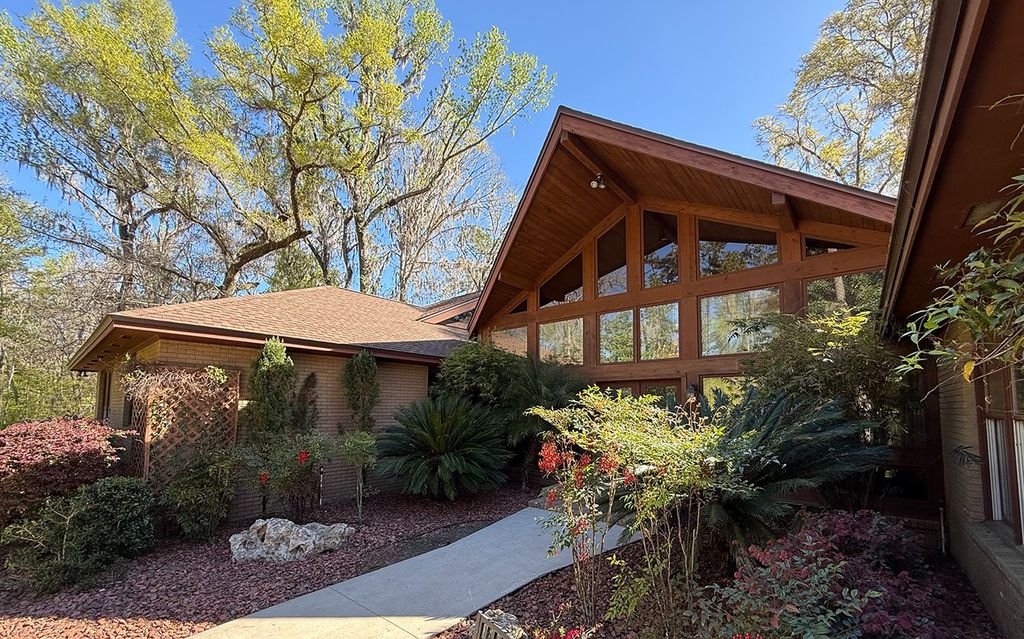 Photo of 466 SE Price Creek Loop, Lake City, FL 32025 (MLS # 126492)