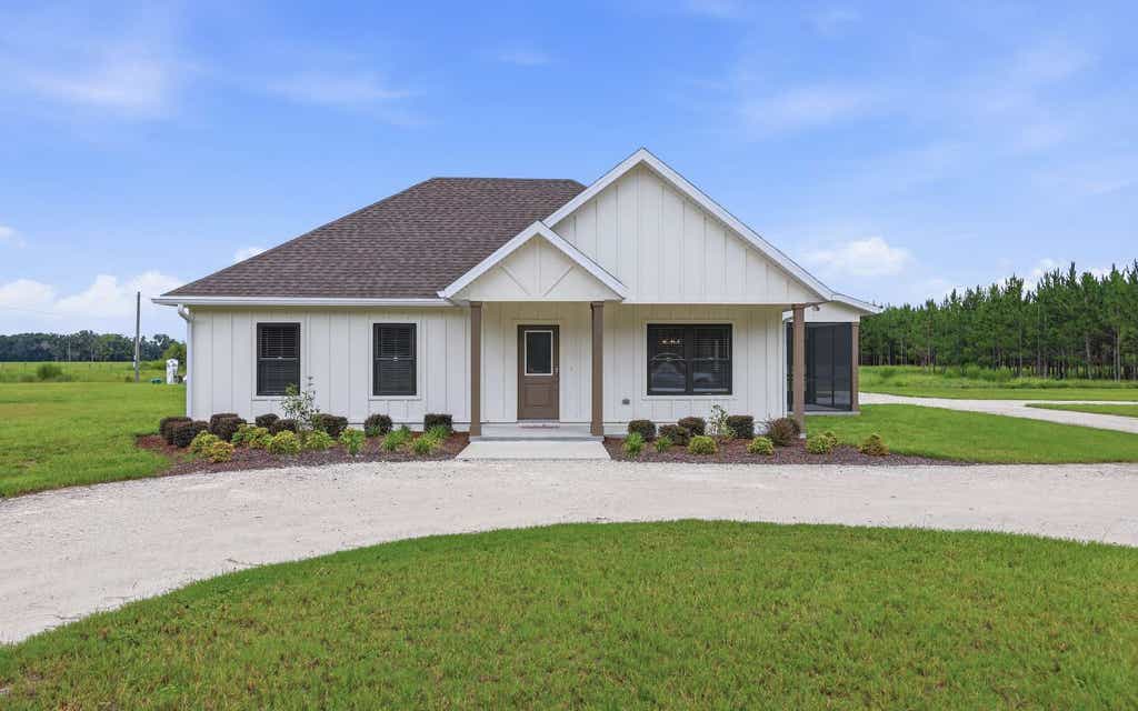 Photo of 6985 256th Street, OBrien, FL 32071 (MLS # 132215)