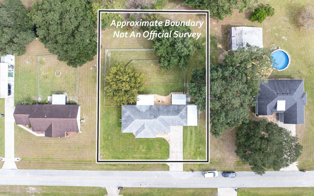 Photo of 313 SW Crest Gln, Lake City, FL 32024 (MLS # 129640)
