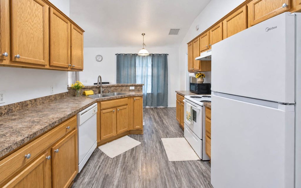Photo of 1080 SW Jamestown Glen, Lake City, FL 32025 (MLS # 133295)