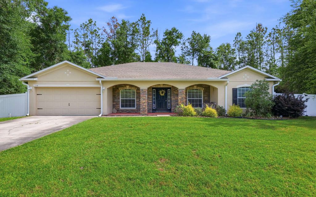 Photo of 135 SW Black Maple Ct, Lake City, FL 32024 (MLS # 131579)