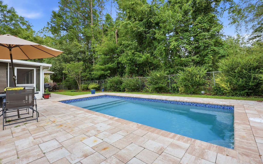 Photo of 135 SW Black Maple Ct, Lake City, FL 32024 (MLS # 131579)