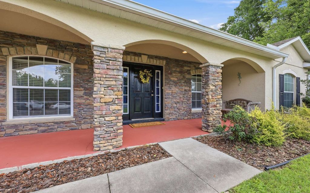 Photo of 135 SW Black Maple Ct, Lake City, FL 32024 (MLS # 131579)