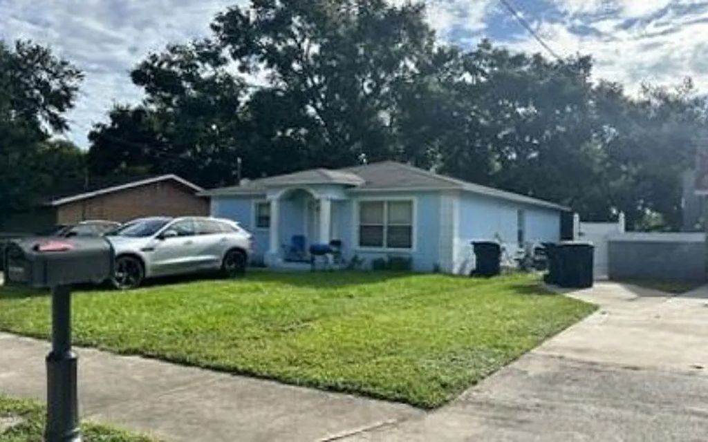 Photo of 5907 N 32nd St, Other, FL 33610 (MLS # 130978)