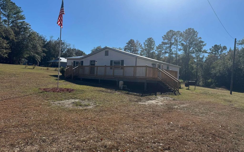 Photo of 2199 Tom Crawford Road, Other, FL 32046 (MLS # 129322)