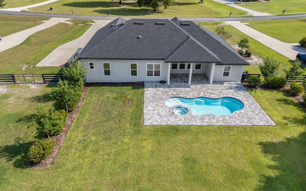 Photo of 1146 SW Mandiba Drive, Lake City, FL 32024 (MLS # 128627)