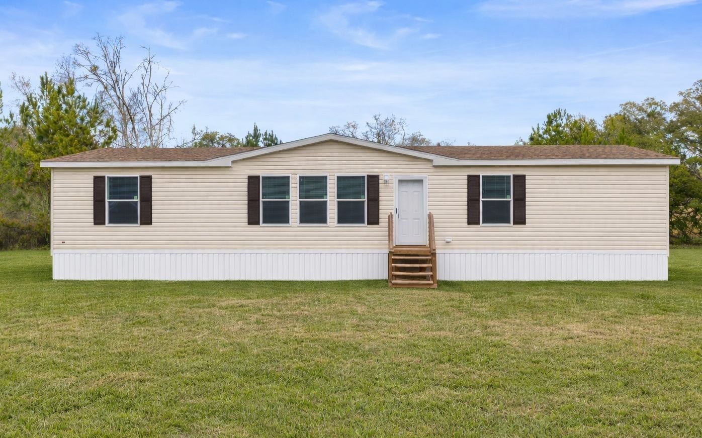 Photo 1 of 22 — 305 NW IVY GLN, Lake City, FL 32055