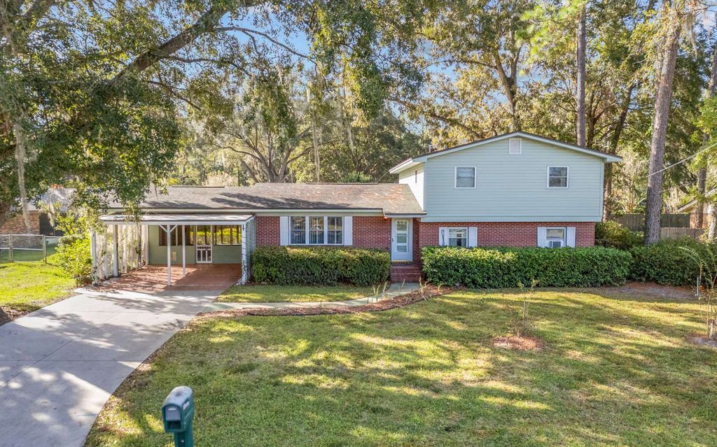 Photo of 660 SW Chapel Hill Street, Lake City, FL 32025 (MLS # 128781)