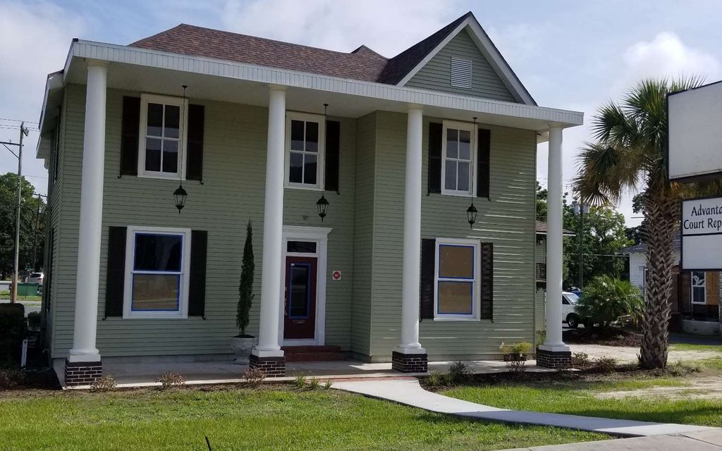 Photo of 379 W Duval Ste #5 St, Lake City, FL 32055 (MLS # 129400)