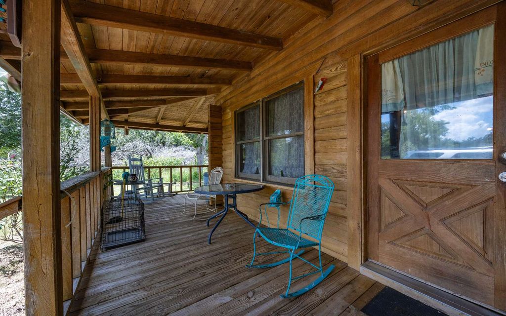 Photo of 15757 128th Pl, Live Oak, FL 32060 (MLS # 127824)