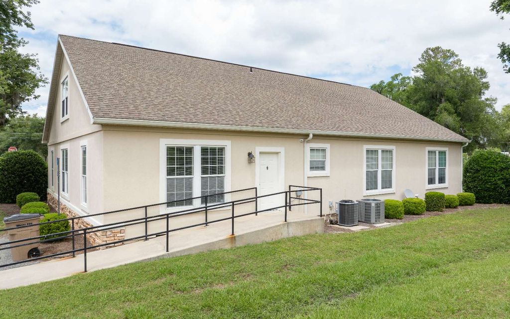 Photo of 4498 W US-90 Downstairs, Lake City, FL 32055 (MLS # 128803)