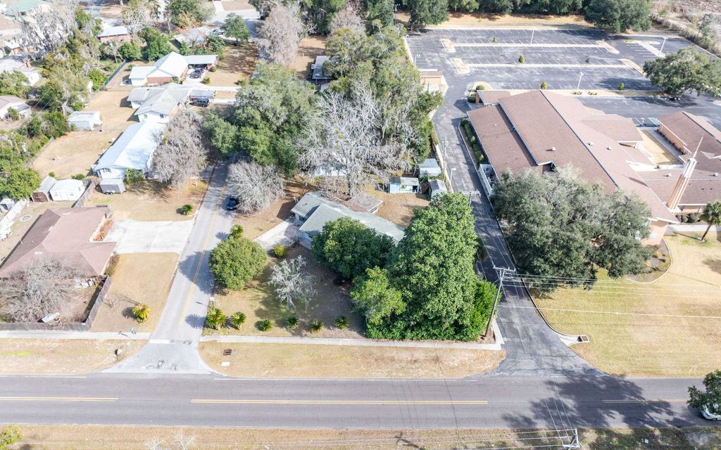 Photo of 120 SE Arapahoe Ln, Lake City, FL 32025 (MLS # 130824)