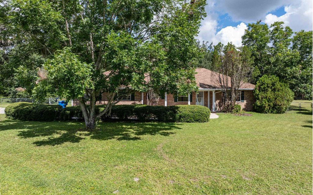 Photo of 191 SW Derek Gln, Lake City, FL 32024 (MLS # 127967)