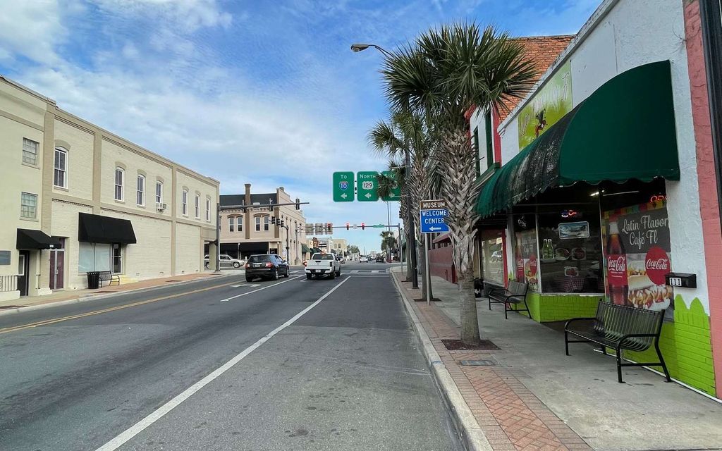 Photo of 111 NW Howard St, Live Oak, FL 32064 (MLS # 130188)