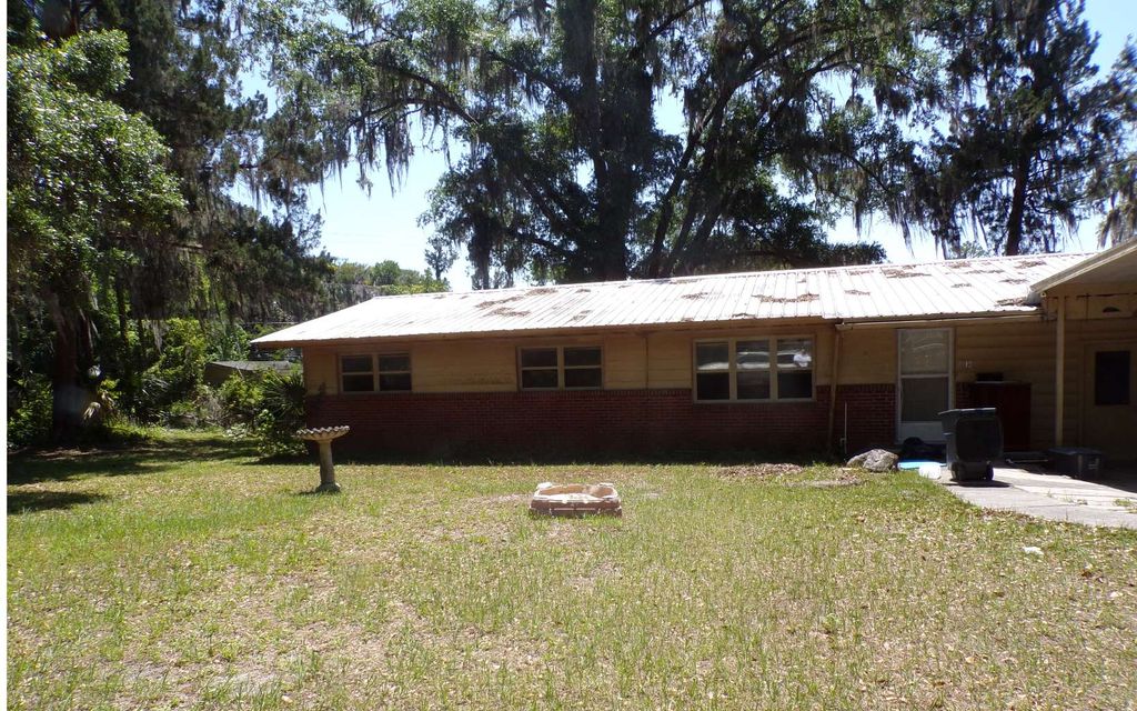 Photo of 918 SE Lantana Loop, Lake City, FL 32025 (MLS # 126685)
