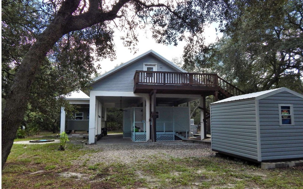 Photo of 1252 NW 78th Ave, Bell, FL 32619 (MLS # 133126)