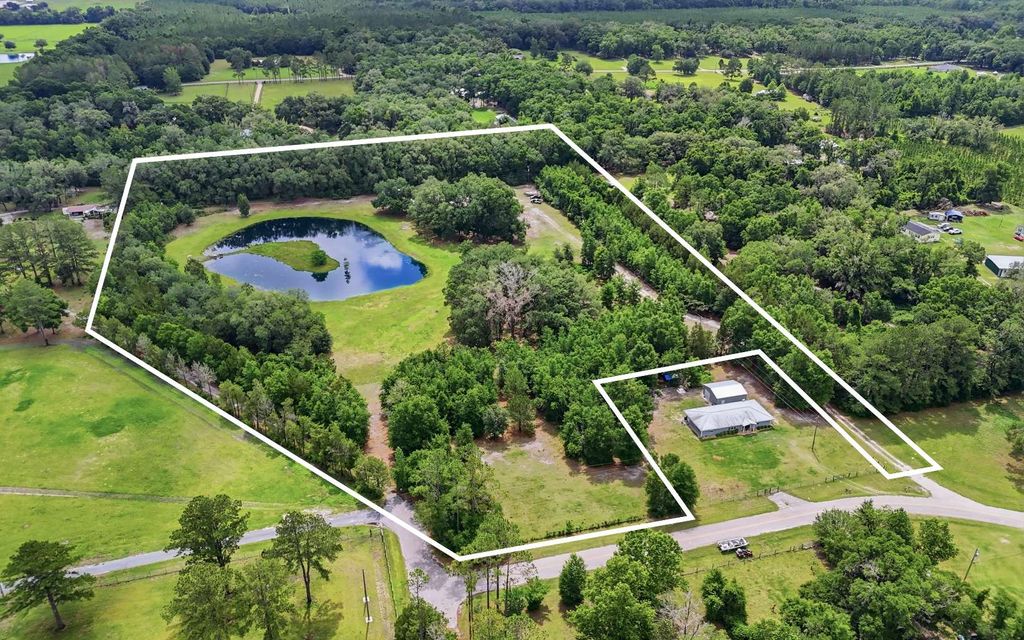 Photo of 653 SW Duckett Court, Lake City, FL 32024 (MLS # 131668)