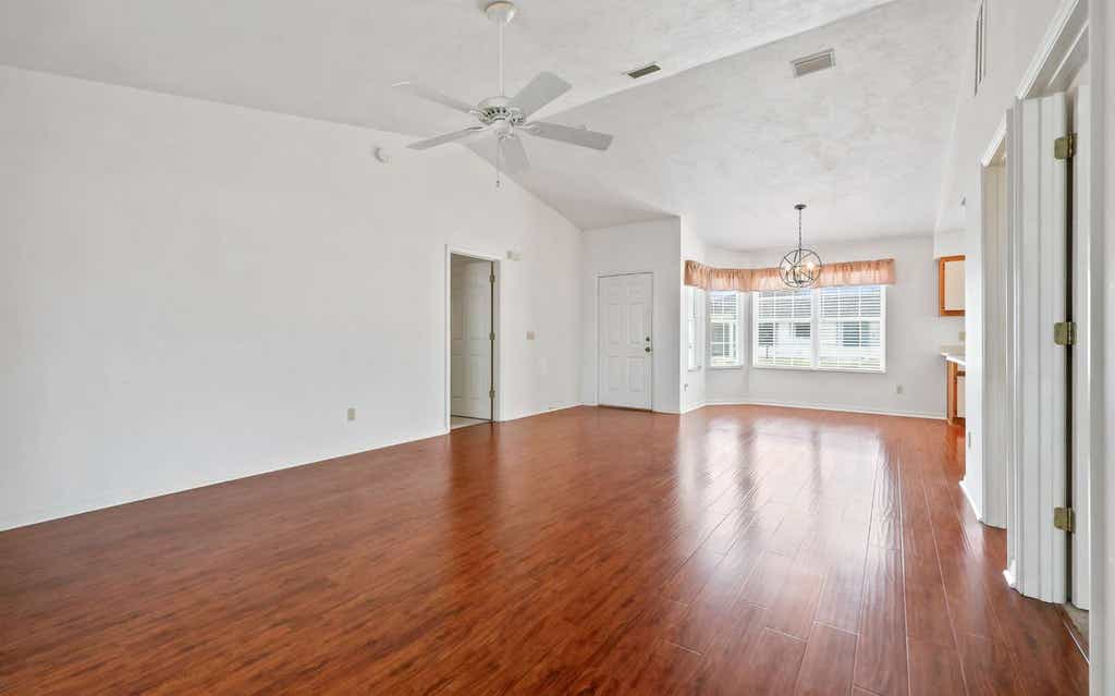Photo of 113 SE Claudia Way, Lake City, FL 32025 (MLS # 132602)