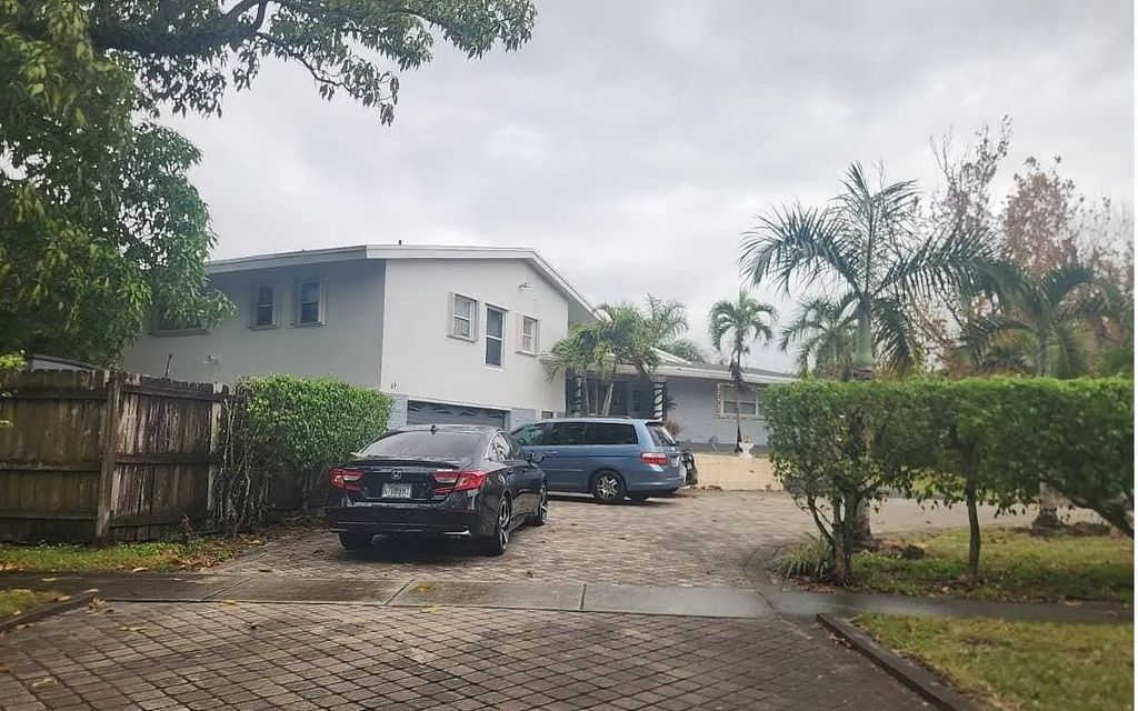 Photo of 491 SW 62nd Ave, Other, FL 33317 (MLS # 130067)