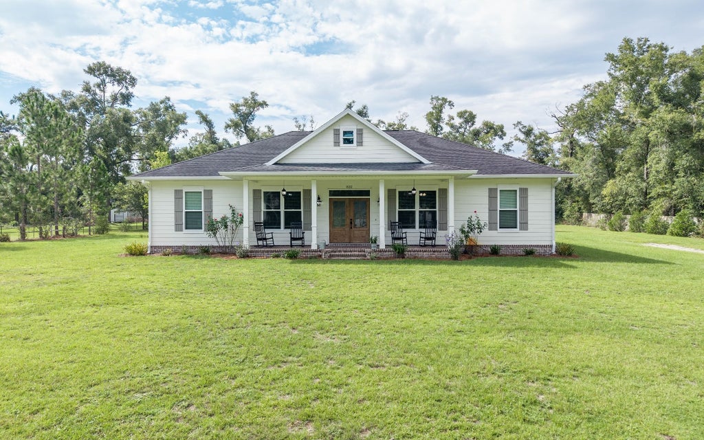 Photo of 832 NE Candy Ln, Mayo, FL 32066 (MLS # 132965)
