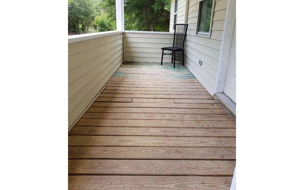 Photo of 2084 SW Old Bellamy Rd, Fort White, FL 32038 (MLS # 124076)