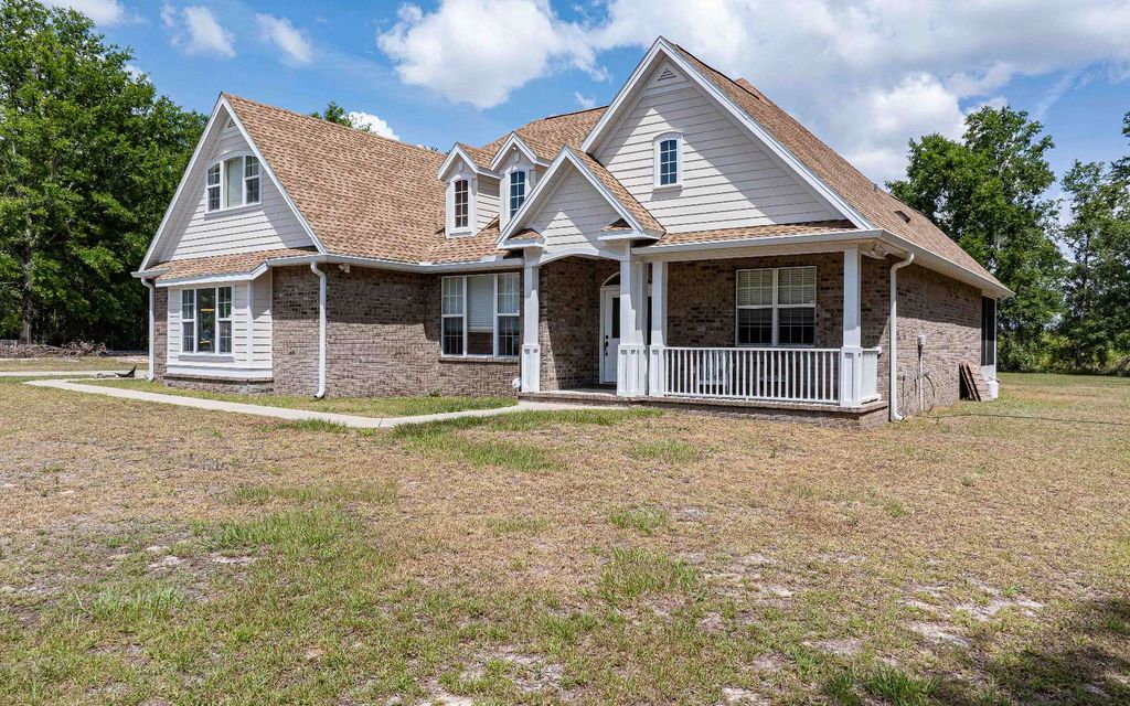 Photo of 15527 194th Pl, OBrien, FL 32071 (MLS # 127017)