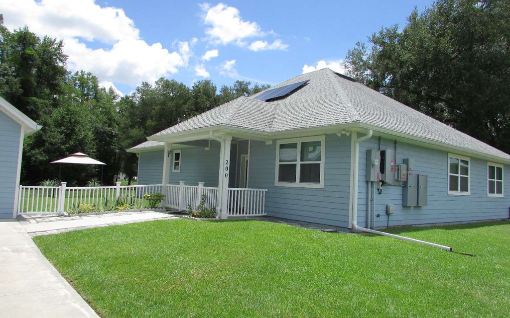 Photo of 200 SW Orange Blossom Ct, Lake City, FL 32025 (MLS # 127591)