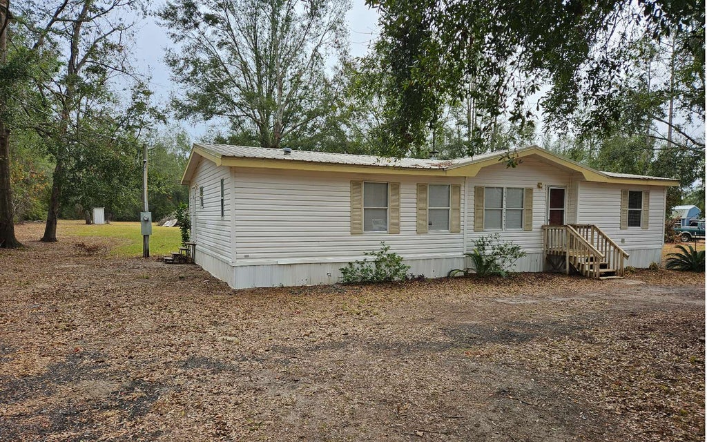 Photo of 13450 225th Road, Live Oak, FL 32060 (MLS # 132226)