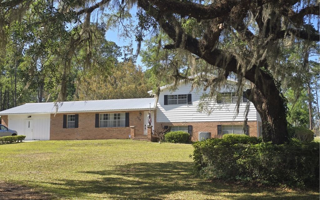 Photo of 355 SW Marvin Burnett Rd, Lake City, FL 32025 (MLS # 131091)