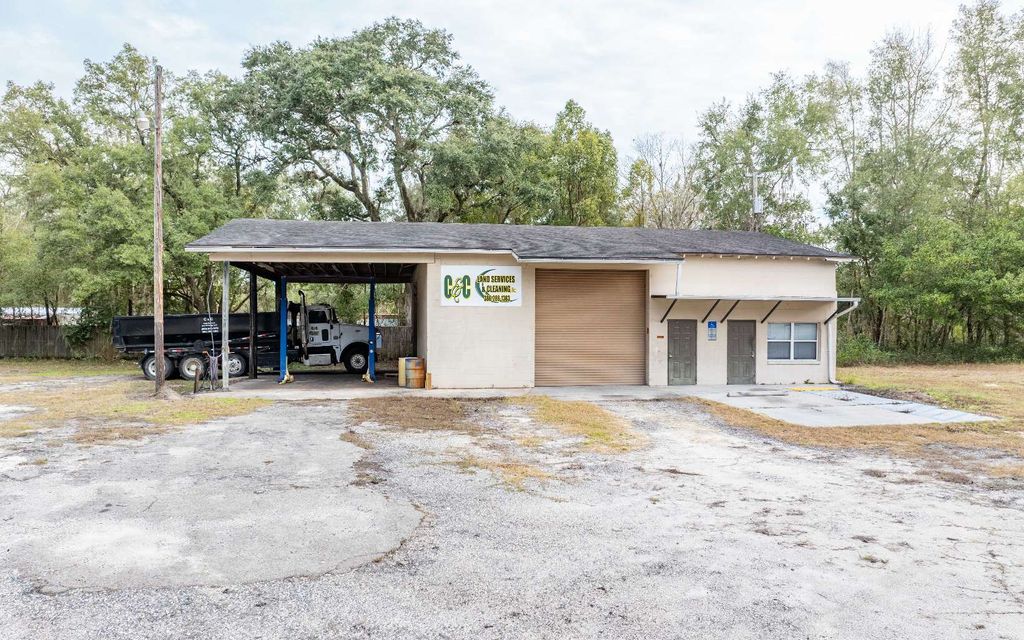 Photo of 1823 S Ohio Ave, Live Oak, FL 32060 (MLS # 130050)