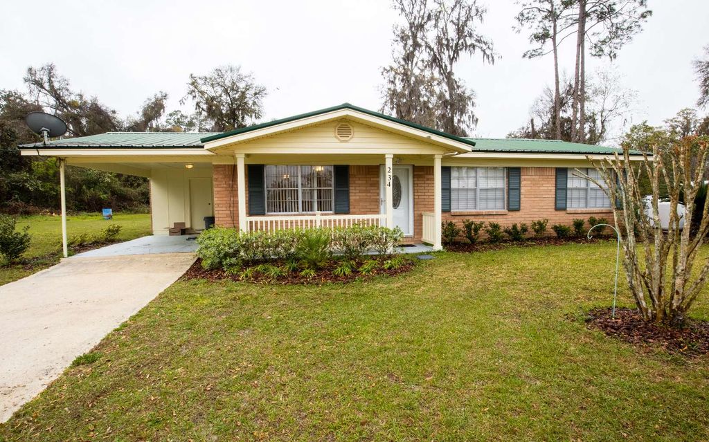 Photo of 234 SW Havanna Way, Lake City, FL 32024 (MLS # 126221)