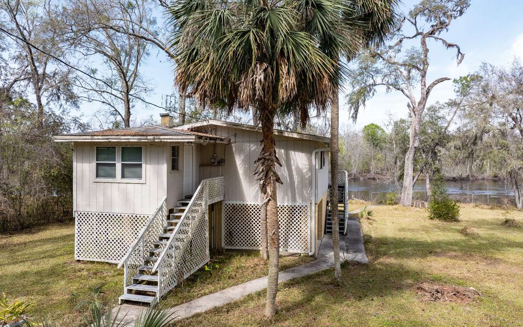 Photo of 7910 SW 25th Place, Bell, FL 32619 (MLS # 126296)