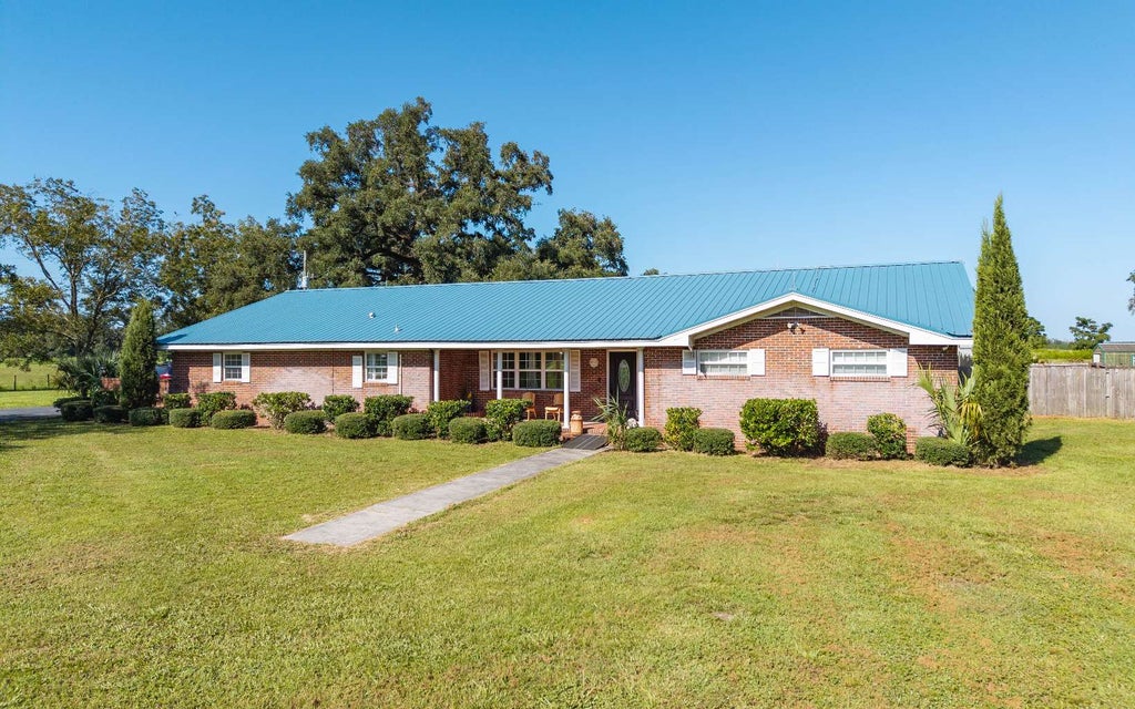 Photo of 16617 S State Road 51, Live Oak, FL 32060 (MLS # 133385)