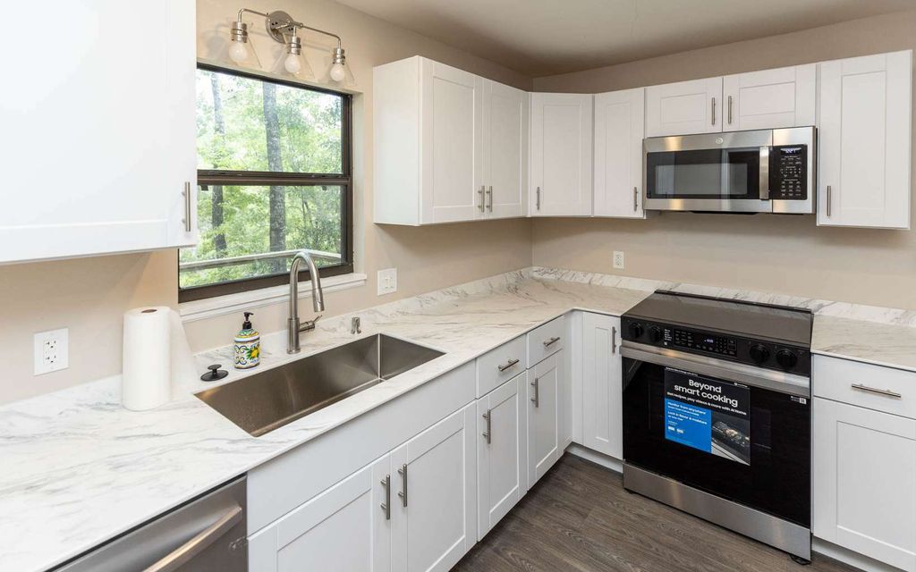 Photo of 551 NW Stephen Foster Dr, White Springs, FL 32096 (MLS # 132046)
